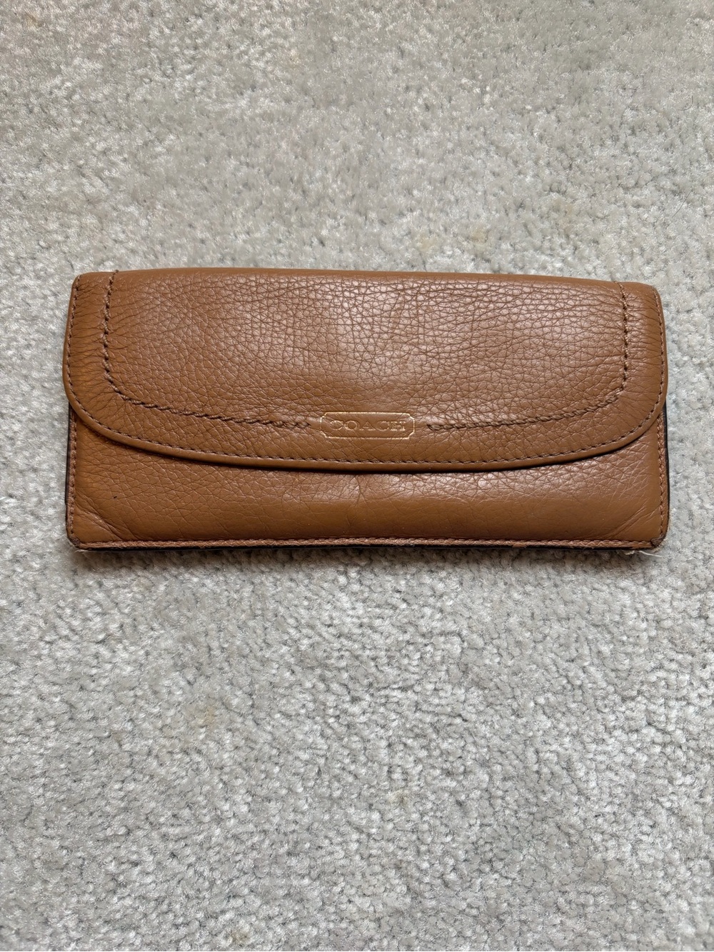 Coach Pebbled Leather Card & Key Holder - Camel Brown
